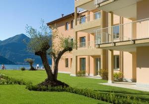 Gallery image of Golfo Gabella Lake Resort in Maccagno Superiore