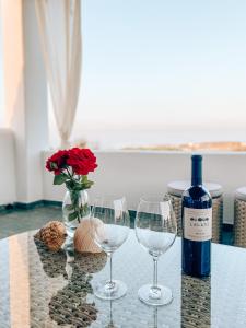 Drikke på Luxury 3BR Sunrise Villa , Seaside Gyrismata