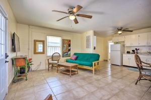 Gallery image of Beachfront Cottage in St Augustine - Pet Friendly! in Saint Augustine