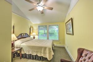 A bed or beds in a room at Charming Rural Escape Near Dtwn and Beaches!