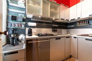 A kitchen or kitchenette at GIO PONTI’S FLAT IN VENICE 027042-LOC-11349