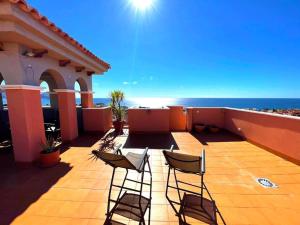 Balkon lub taras w obiekcie 3-bed sea view Penthouse, Isla Plana, Mojon Hills
