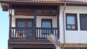 A balcony or terrace at Pearl Apartments Sozopol