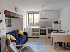 Η κουζίνα ή μικρή κουζίνα στο Apartamento Gariko , ARRIETA entrada independiente +16 φωτογραφίες