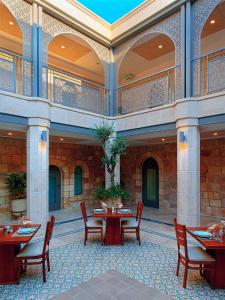 The Sephardic House Hotel in The Jewish Quarter 레스토랑 또는 맛집