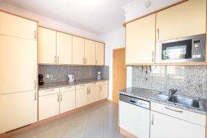 Η κουζίνα ή μικρή κουζίνα στο #004 Orada by Home Holidays