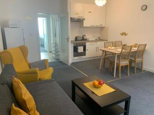Kuchyňa alebo kuchynka v ubytovaní Little Tom Apartments
