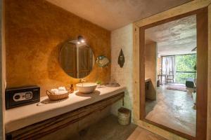 Koupelna v ubytování Casa Coyote Tulum