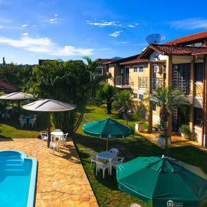 Výhled na bazén z ubytování Pousada Alto da Colina nebo okolí