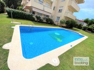 Bazén v ubytovaní Ático Green , con Piscina , Barbacoa y parking alebo v jeho blízkosti