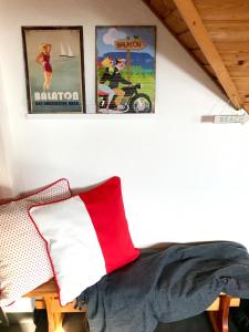Posteľ alebo postele v izbe v ubytovaní Cili's Apartments Vonyarcvashegy Balaton