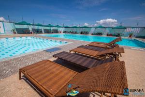 Buraha Zenoni Hotel and Resort 내부 또는 인근 수영장
