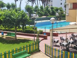 Bazén v ubytování Estudio III Loft, La Pineda, Salou, playa, Port Aventura con Piscina nebo v jeho okolí