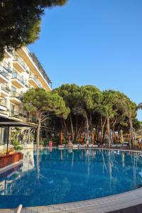 Bazén v ubytování VM Resort & SPA nebo v jeho okolí