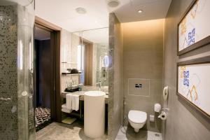 Ein Badezimmer in der Unterkunft Centara Grand At CentralWorld