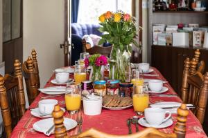 Toit of the bed and breakfast aladel või selle läheduses