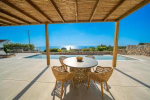Balkón alebo terasa v ubytovaní Summer Breeze Villa