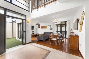 Część wypoczynkowa w obiekcie Villa Paula Costa Teguise