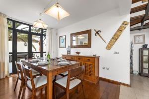 Kuchnia lub aneks kuchenny w obiekcie Villa Paula Costa Teguise