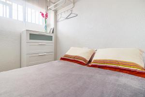 Postel nebo postele na pokoji v ubytování Fantastic Seaview + 26 fotografií