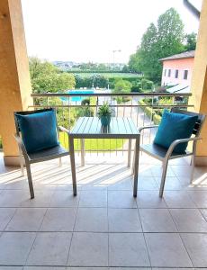 A balcony or terrace at Dolce Blu Sirmione