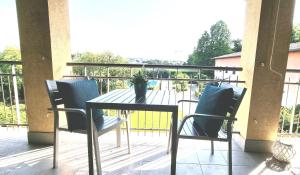A balcony or terrace at Dolce Blu Sirmione