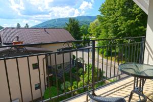 Widok na góry z tego apartamentu