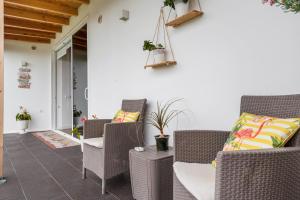 A seating area at Casa Adayeim 2
