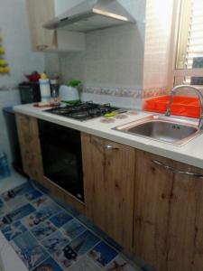 Een keuken of kitchenette bij Casa Vacanze La Zagara