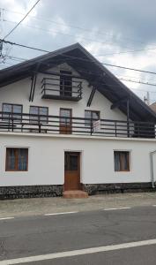 Gallery image of Casa Floare de Colt in Cârțișoara