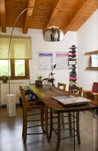 Fotografie z fotogalerie ubytování La Casa di Emy v destinaci Solto Collina