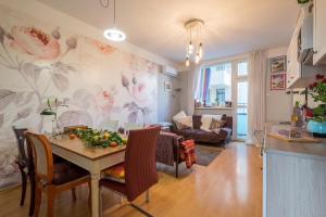 Kép ART! Central & artistic apartment! szállásáról Szófiában a galériában