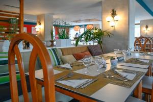 Гостиная зона в Hotel Pinos Playa