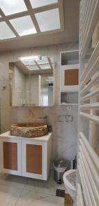 Kúpeľňa v ubytovaní Malamas Apartment + 16 fotografií