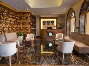 Χώρος καθιστικού στο Retaj Inn Al Wakrah