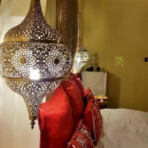 Letto o letti in una camera di Riad Cafe Du Sud