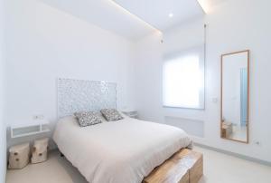 Zdjęcie z galerii obiektu First Line Beach Apartment - Puerto Banús w Marbelli