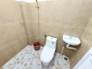 Ένα μπάνιο στο Manipon Transient House R6