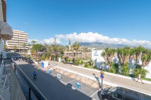 Zdjęcie z galerii obiektu First Line Beach Apartment - Puerto Banús w Marbelli