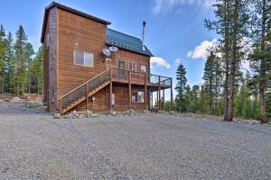 Foto de la galería de Colorado Lodge with Mountain Views, Near Trails en Fairplay