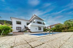 Fotografia z galérie ubytovania Holidays2Malaga Andalusian house style with pool in Alhaurin de la Torre v destinácii Alhaurín de la Torre