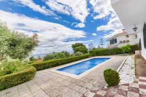 Fotografia z galérie ubytovania Holidays2Malaga Andalusian house style with pool in Alhaurin de la Torre v destinácii Alhaurín de la Torre