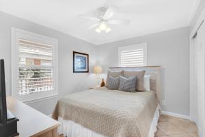 Gallery image of Gulfview II 318 in Destin