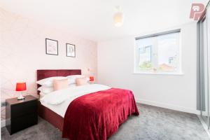 Postel nebo postele na pokoji v ubytování Granville Street - Spacious 2 Bedroom Apartment Birmingham City Centre
