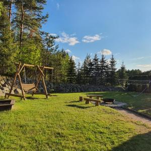 Zahrada ubytování Agro Breza - dom z kominkiem 20 metrow od jeziora- sauna ogrodowa