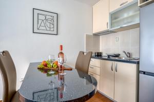 Köök või kööginurk majutusasutuses Apartment Elegant