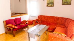 Posedenie v ubytovaní Planikovica Apartments