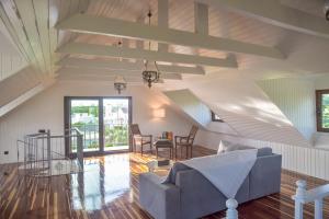 Posedenie v ubytovaní ALEXANDRE MAISON Beachfront Gialova Vacation Home