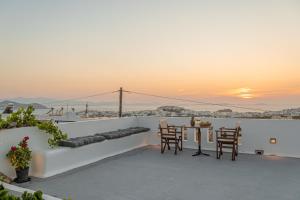 Gallery image of Naxian View in Naxos Chora