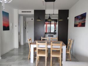 Kuchyň nebo kuchyňský kout v ubytování Apartment in Ayamonte with River Views
